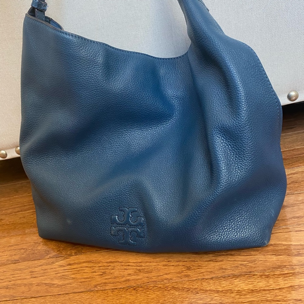 Tory Burch Blue Shoulder Bag - Picture 3 of 7